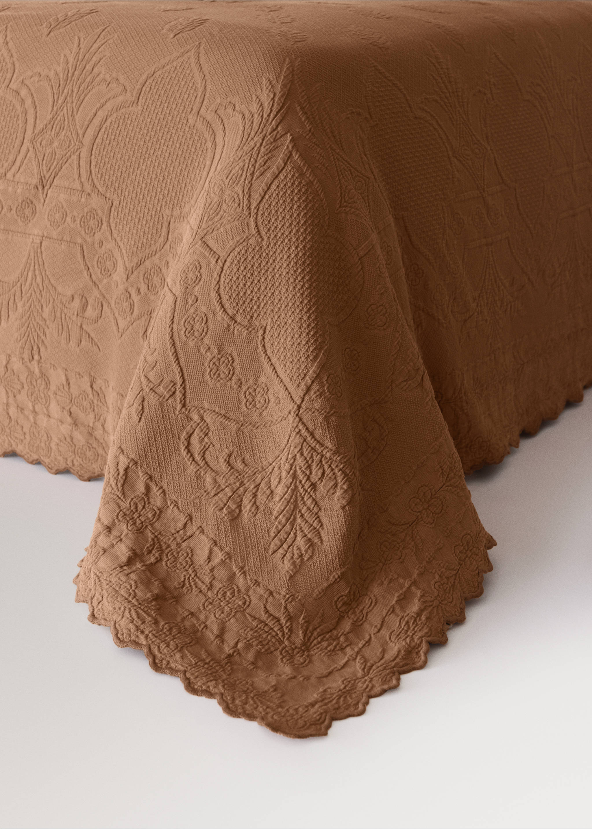 100% cotton garment dyed bedspread Bed 130/140/150 cm - Details of the article 8, Caramel. Ref: 37082956-00.