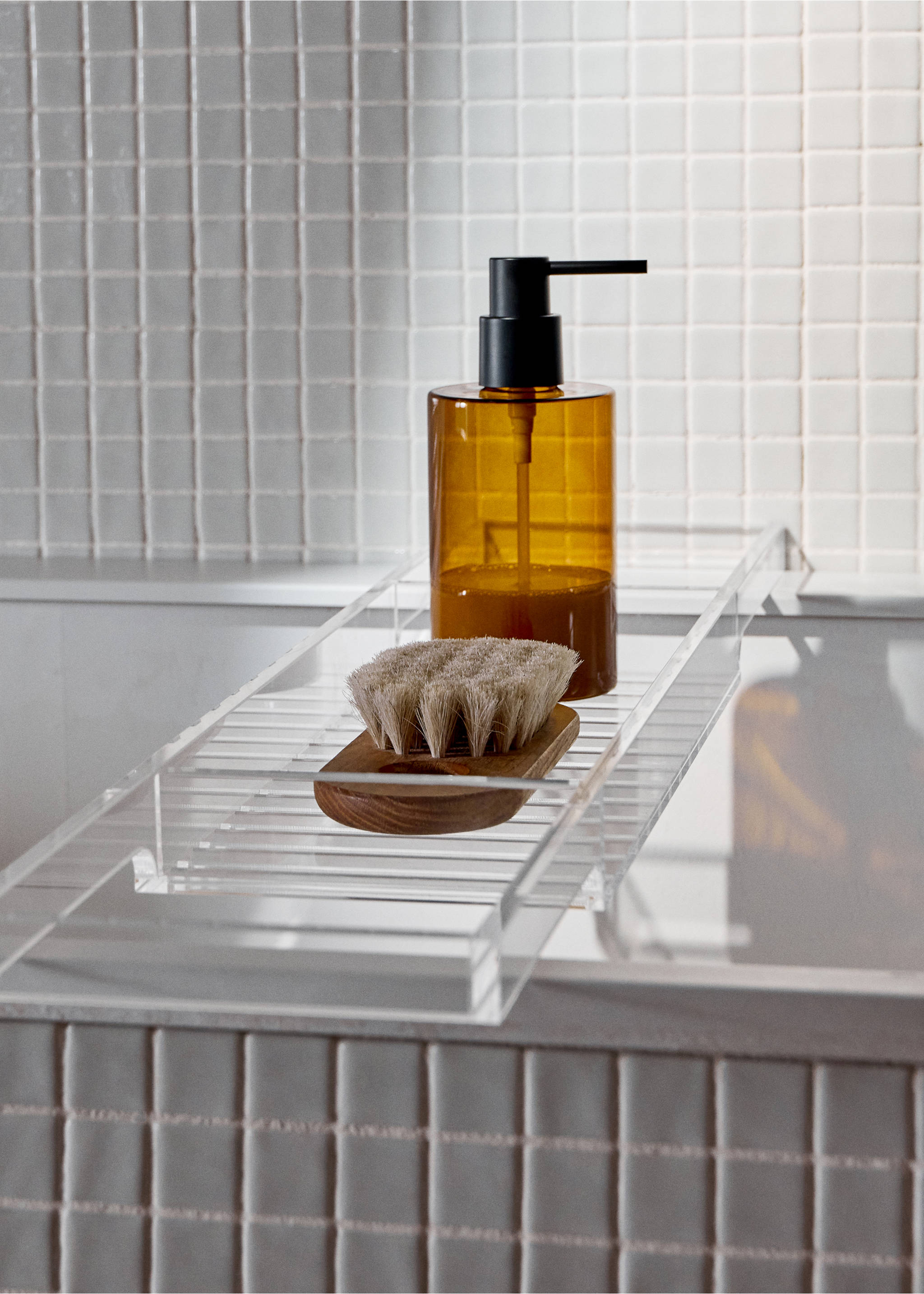 Acrylic bathtub tray - General plane, Black. Ref: 37083278-00.