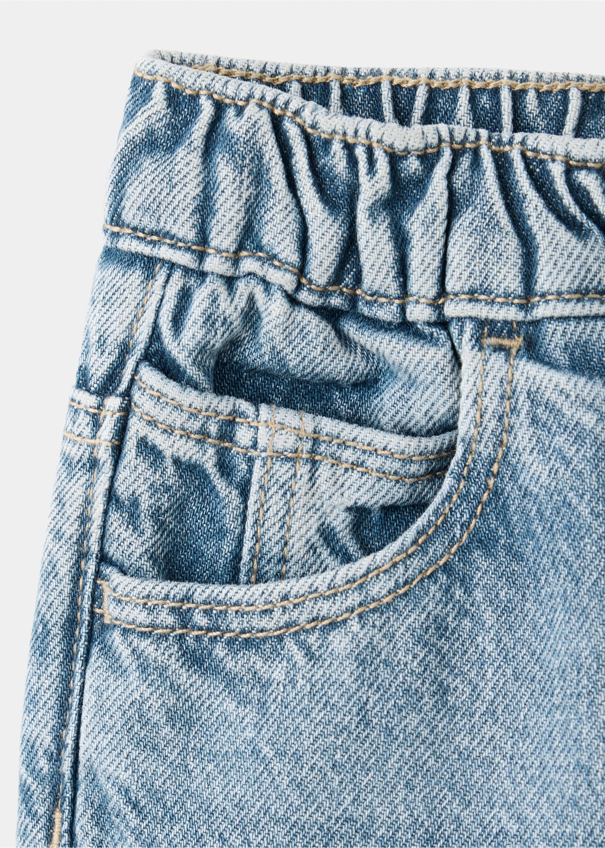 Cotton Paperbag Jeans - Details of the article 0, Medium Vintage Blue. Ref: 37083281-00.