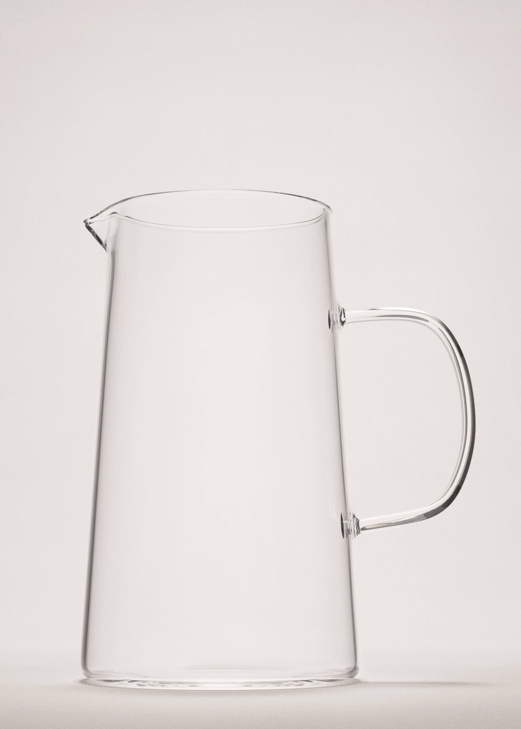 Glass jug with handle - General plane