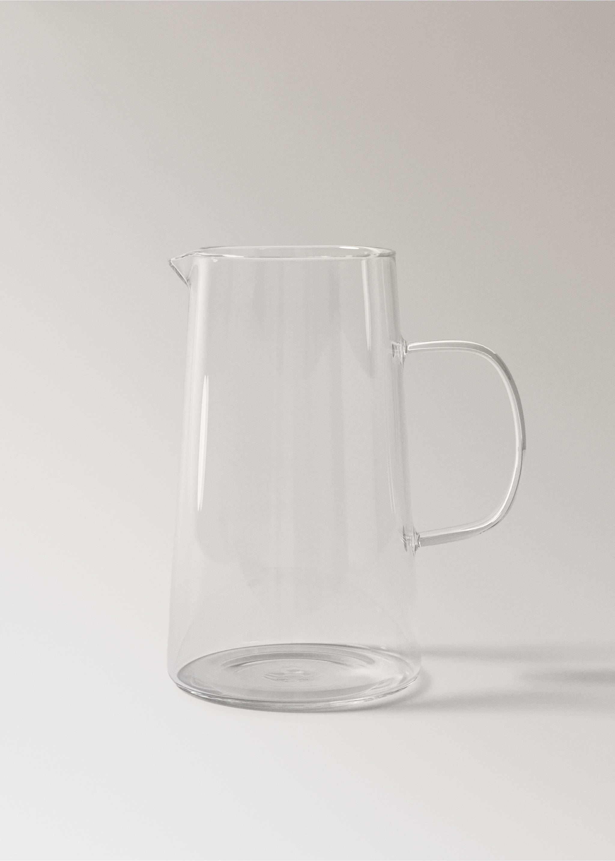 Glass jug with handle - Article without model, Black. Ref: 37083285-00.