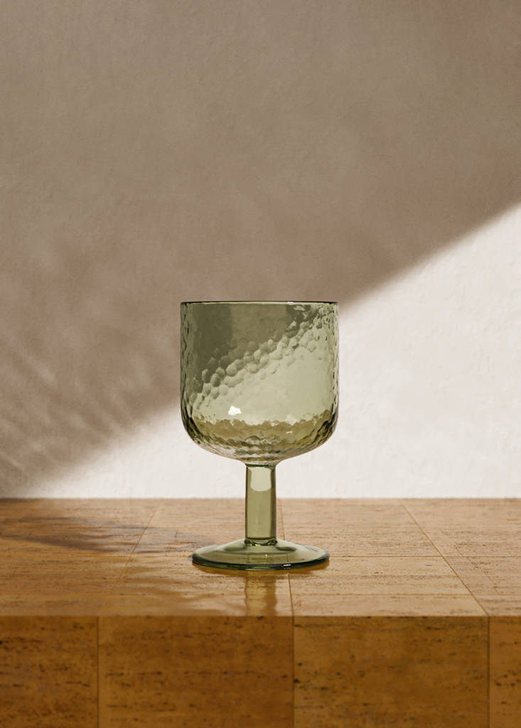 Hammered stem glass — Green