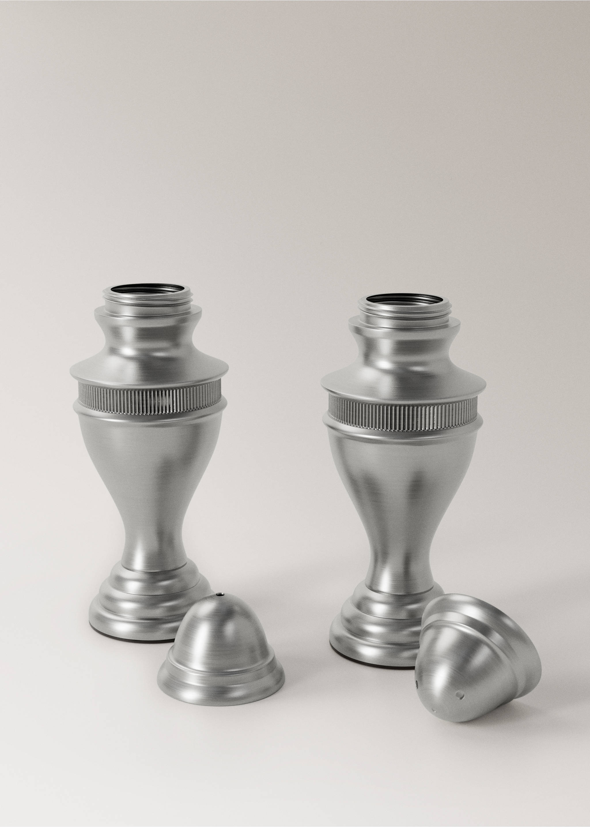 Aluminium salt and pepper shaker set - Details of the article 3, Silver. Ref: 37083299-00.