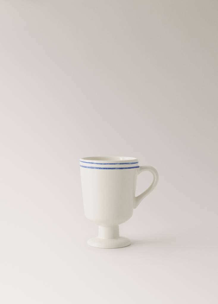 Hand-painted stoneware mug — Blue