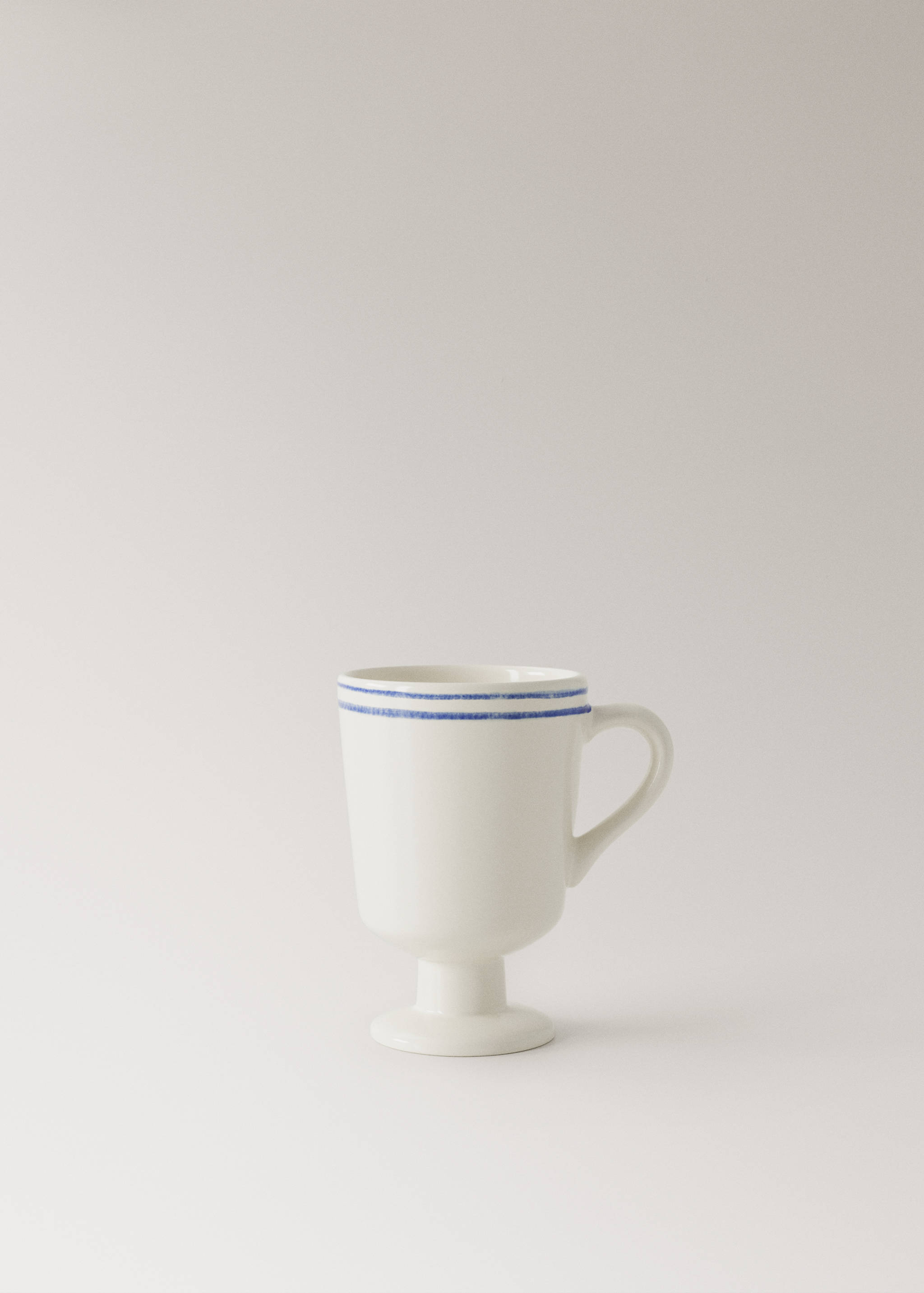 Hand-painted stoneware mug - Article without model