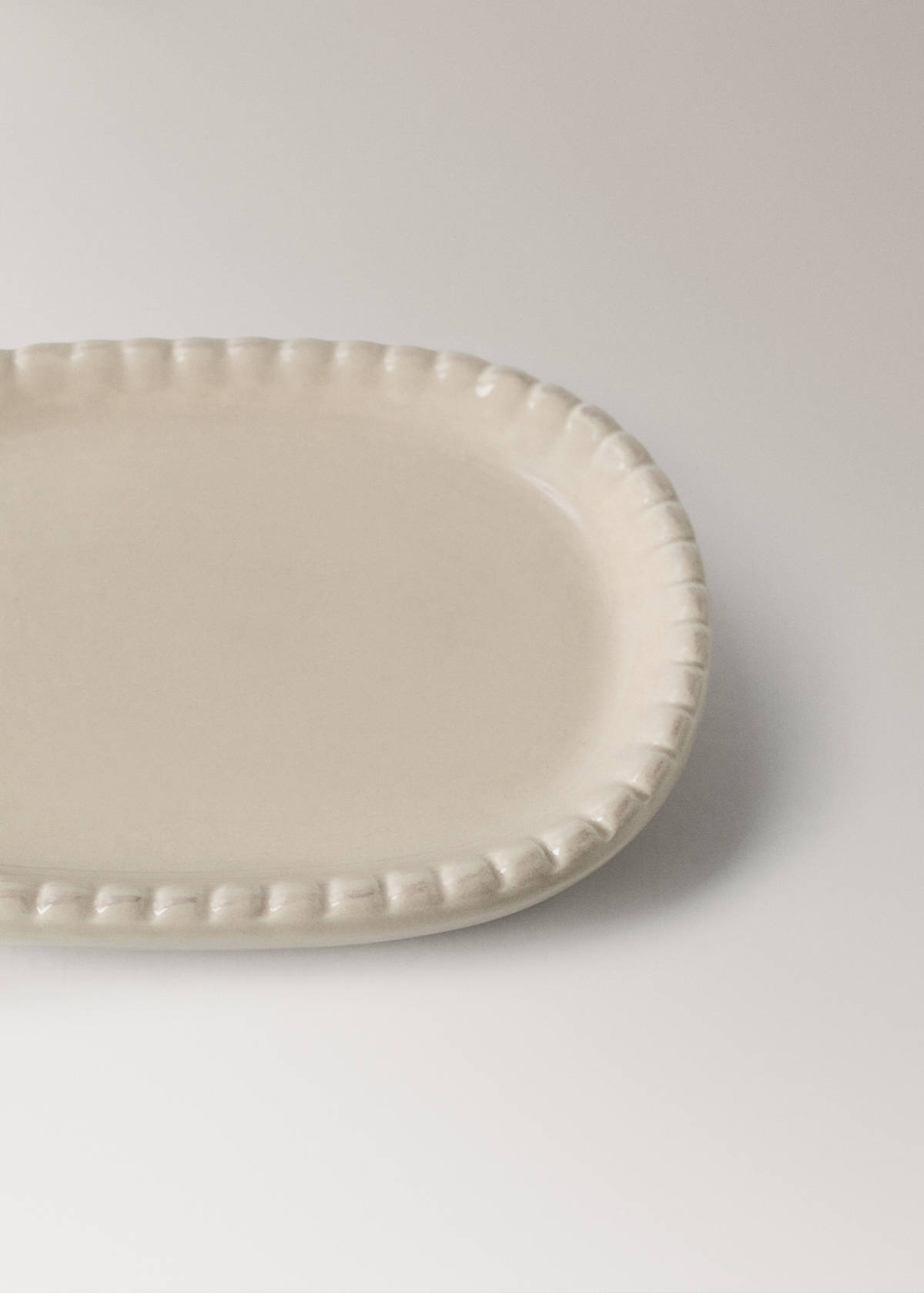 Oval earthenware soap dish — Beige