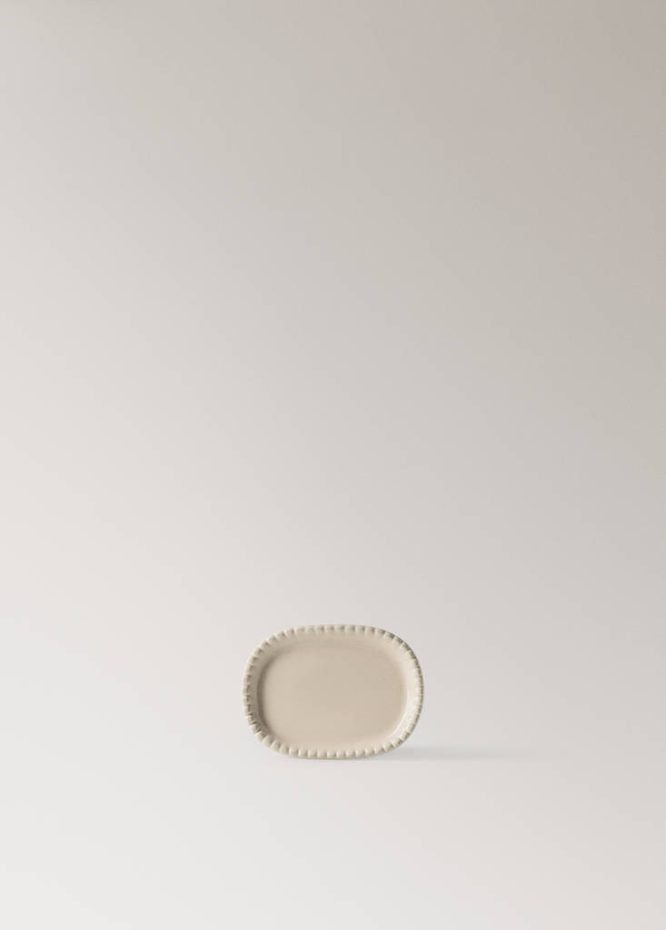 Oval earthenware soap dish — Beige
