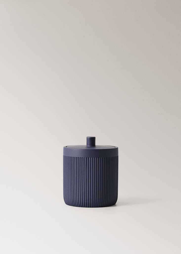 Striped resin bathroom canister — Blue