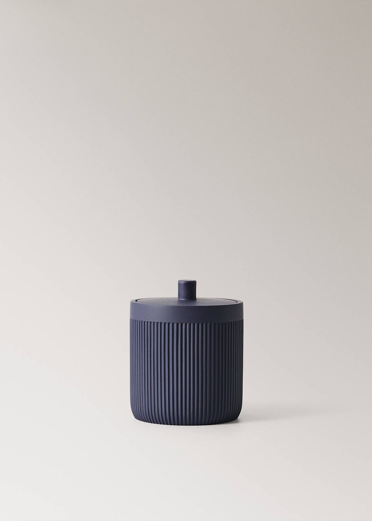 Striped resin bathroom canister — Blue