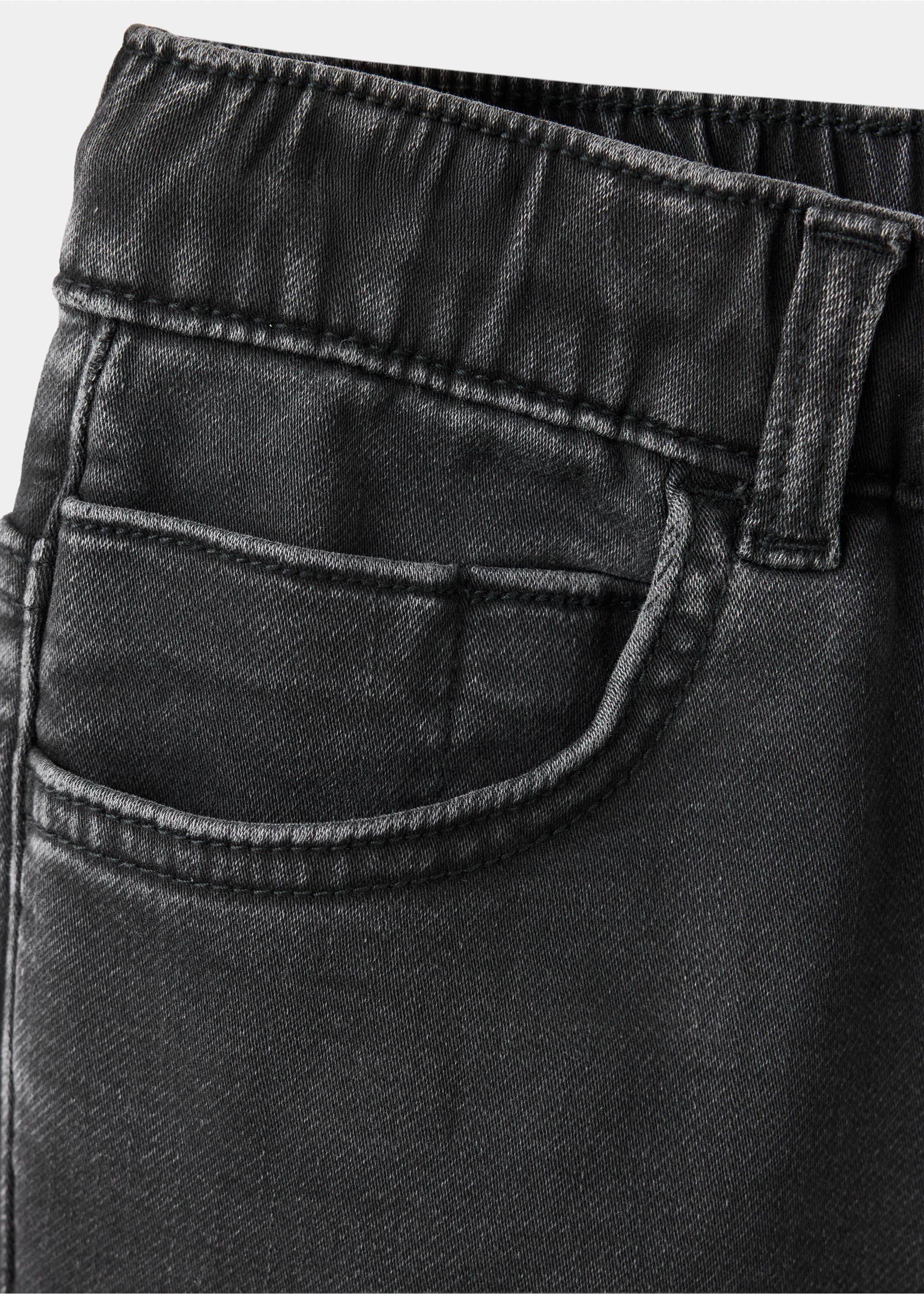 Jean droit en mélange de coton - Détail de l'article 0, Black denim. Ref: 37083860-00.
