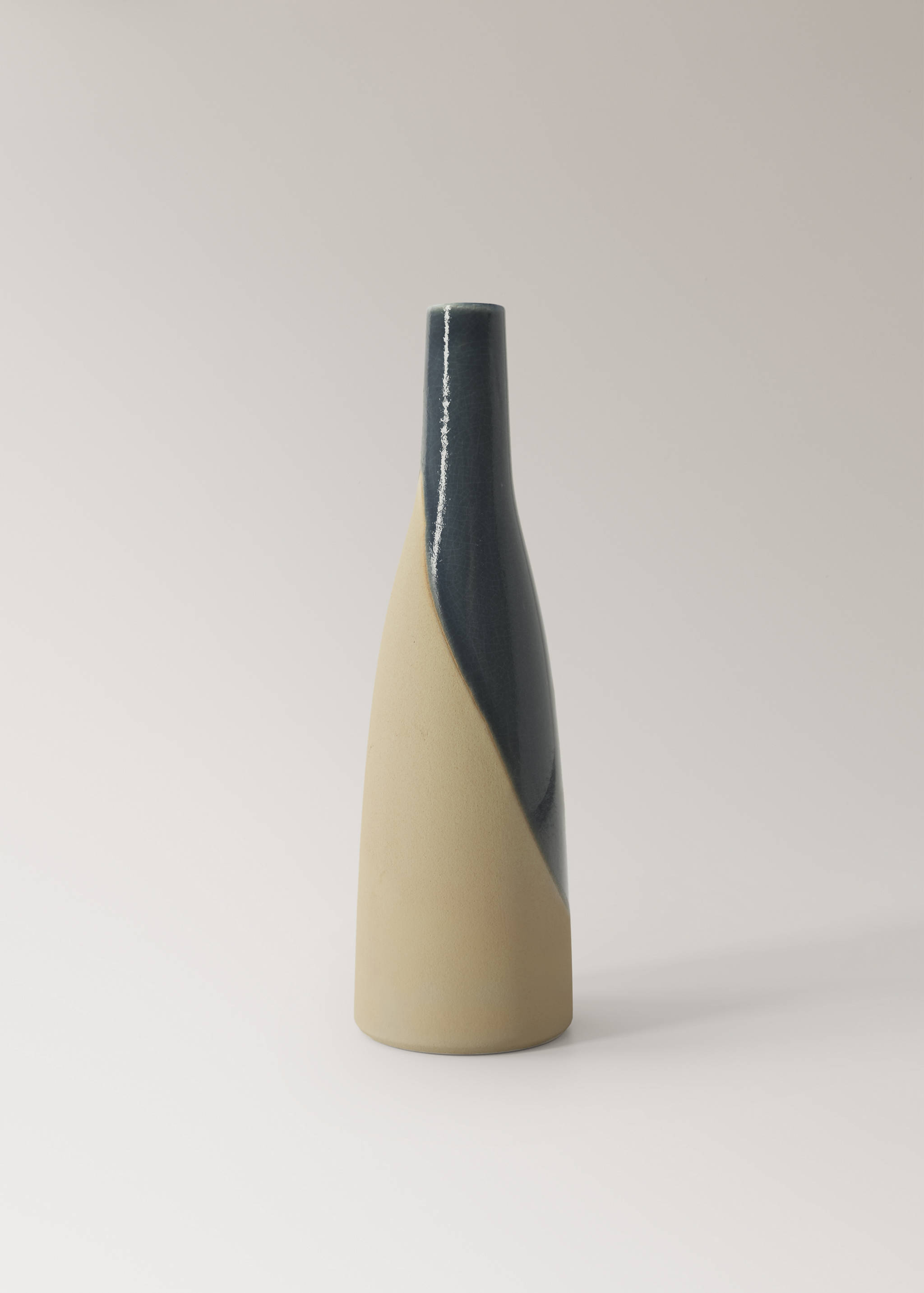 Two-tone 100% stoneware vase - Article without model
