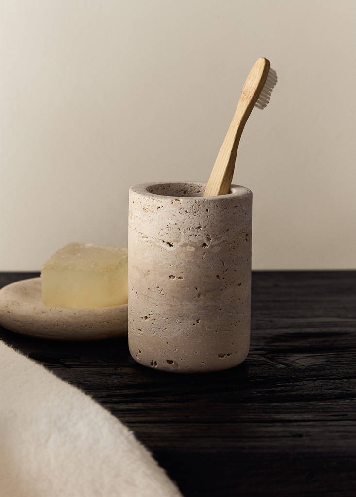 Marble bathroom glass — Ecru