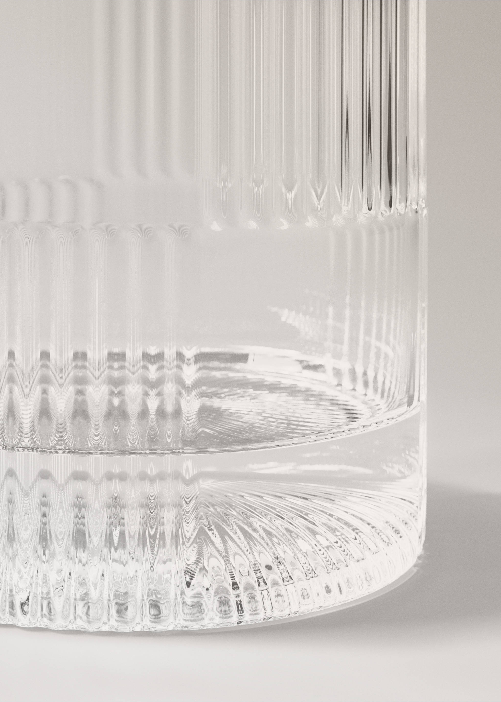 Bottle lux - Details of the article 2, Black. Ref: 37083866-00.