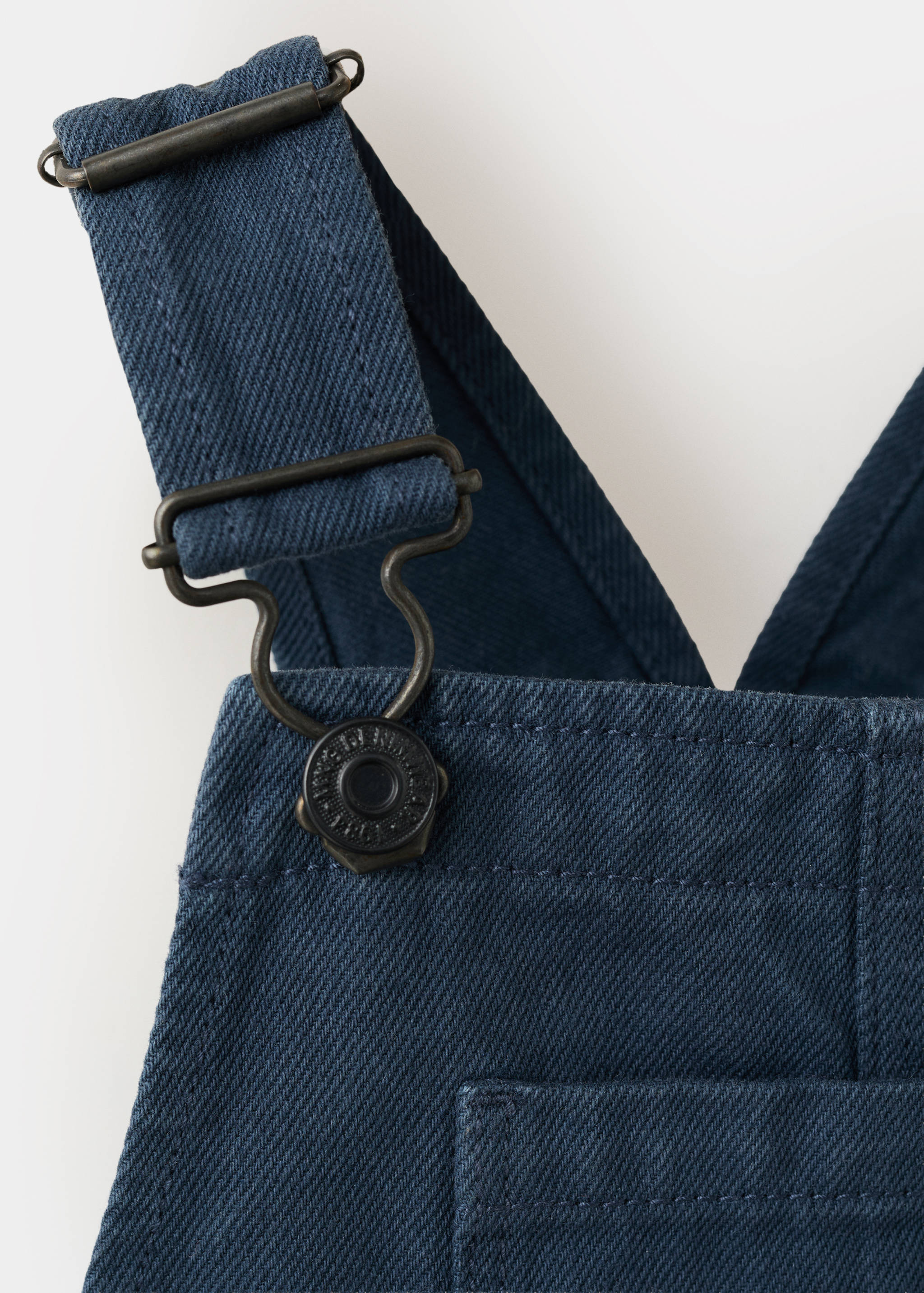 Macacão de ganga com bolsos - Pormenor do artigo 8