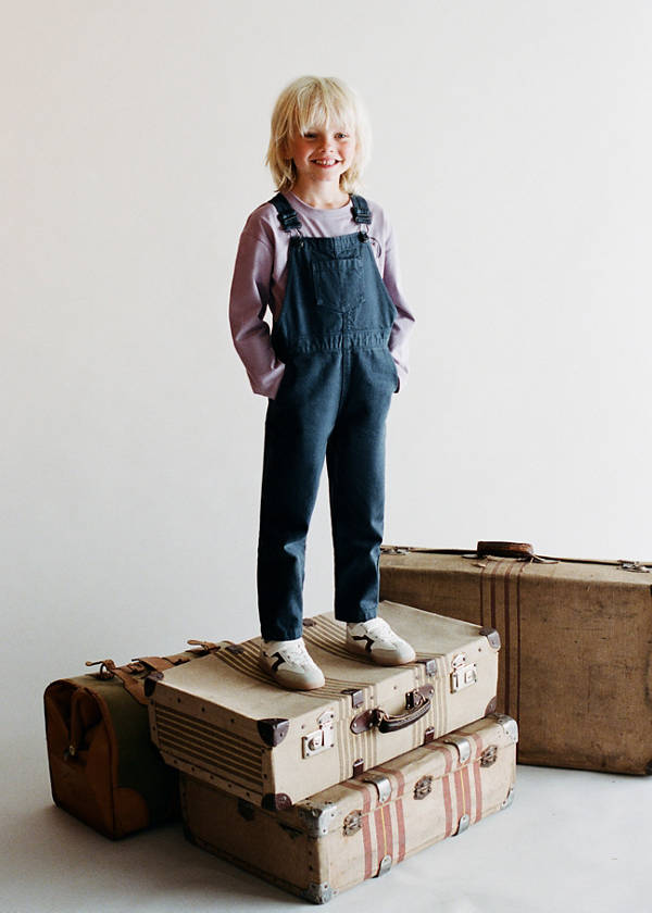 Denim dungarees with pockets — Navy
