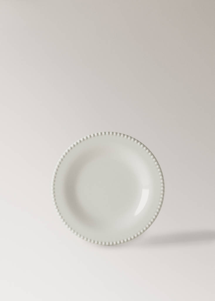 Stoneware dessert plate with decorative decorative edge — White