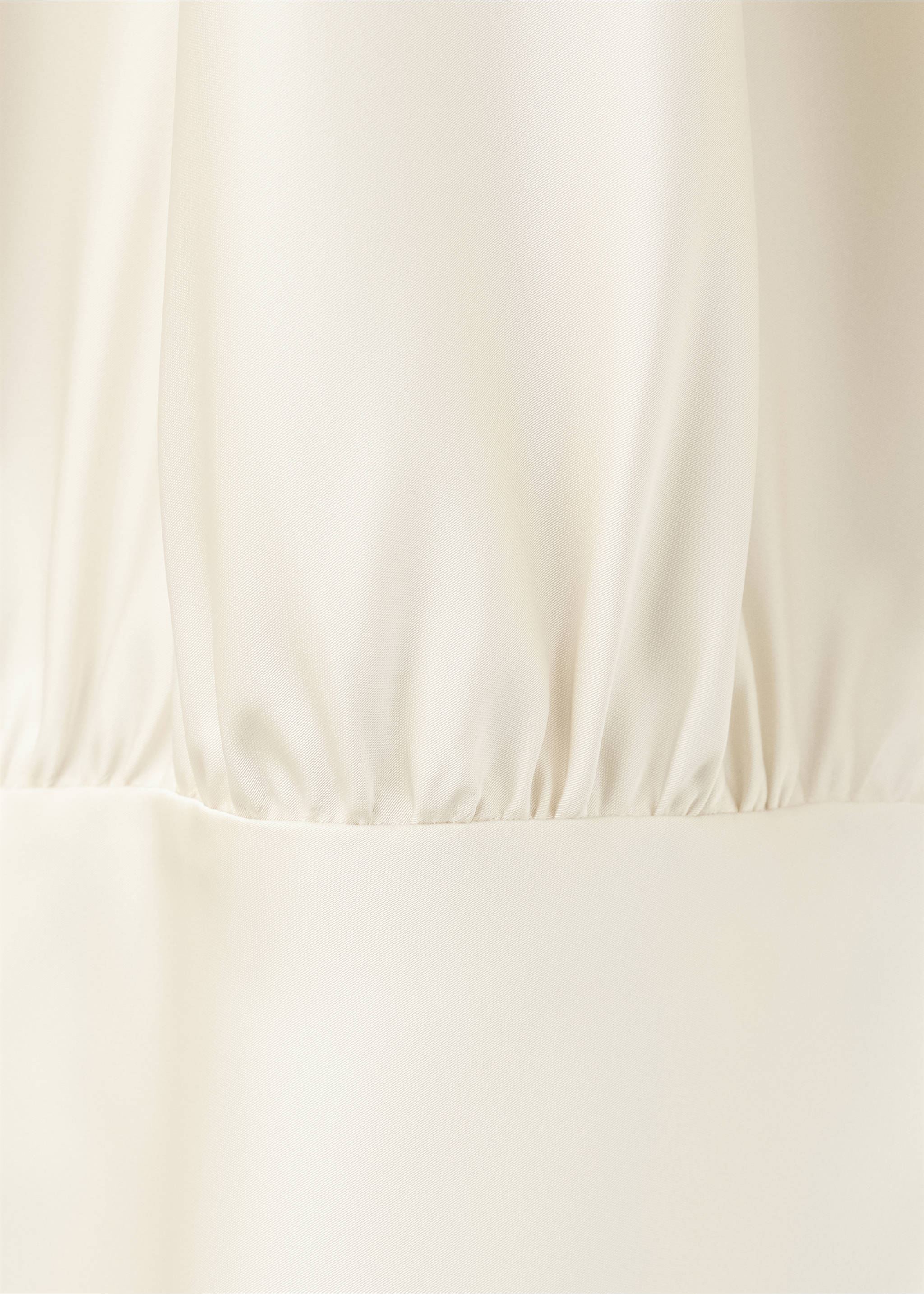 Satin dress with bow - Details of the article 8, Ecru. Ref: 37083887-00.