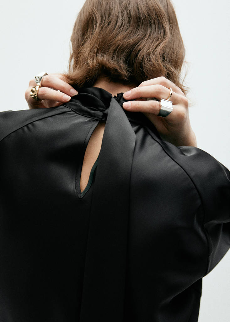 Satin dress with bow — Black