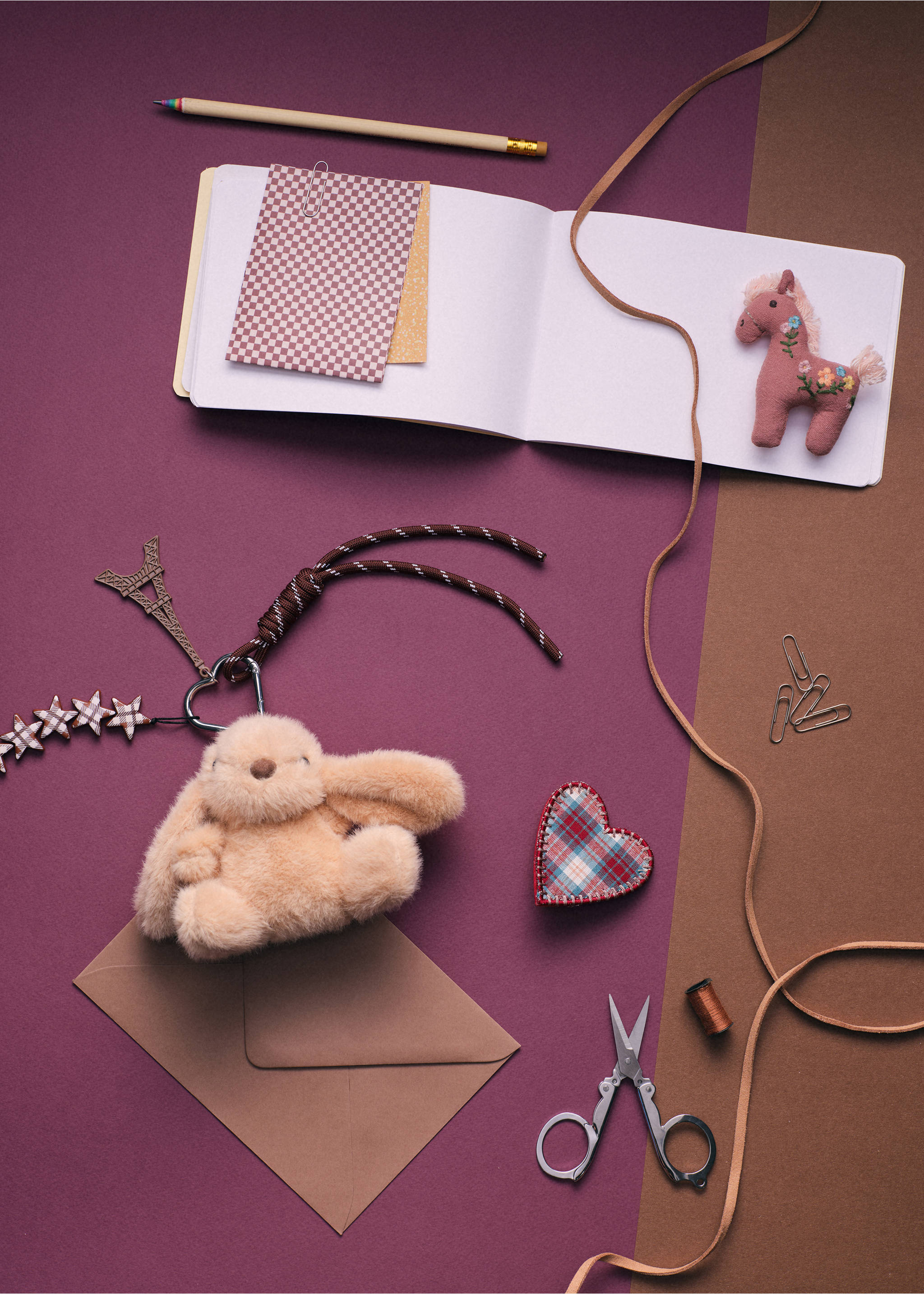 Pack of 2 combined brooches - Details of the article 5, Maroon. Ref: 37083889-00.