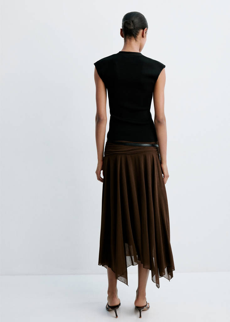 Fine knit V-neck top — Black