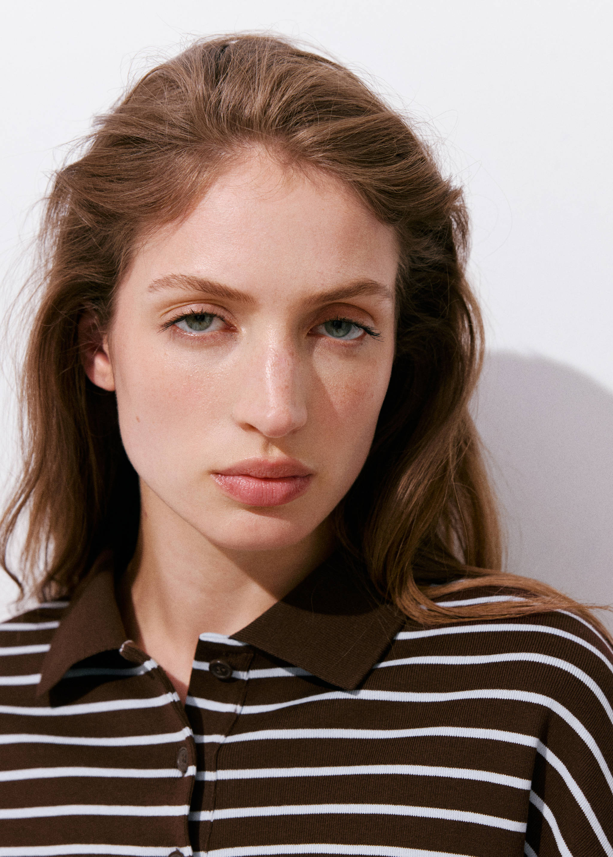 Contrasting stripes cotton polo shirt - Details of the article 1