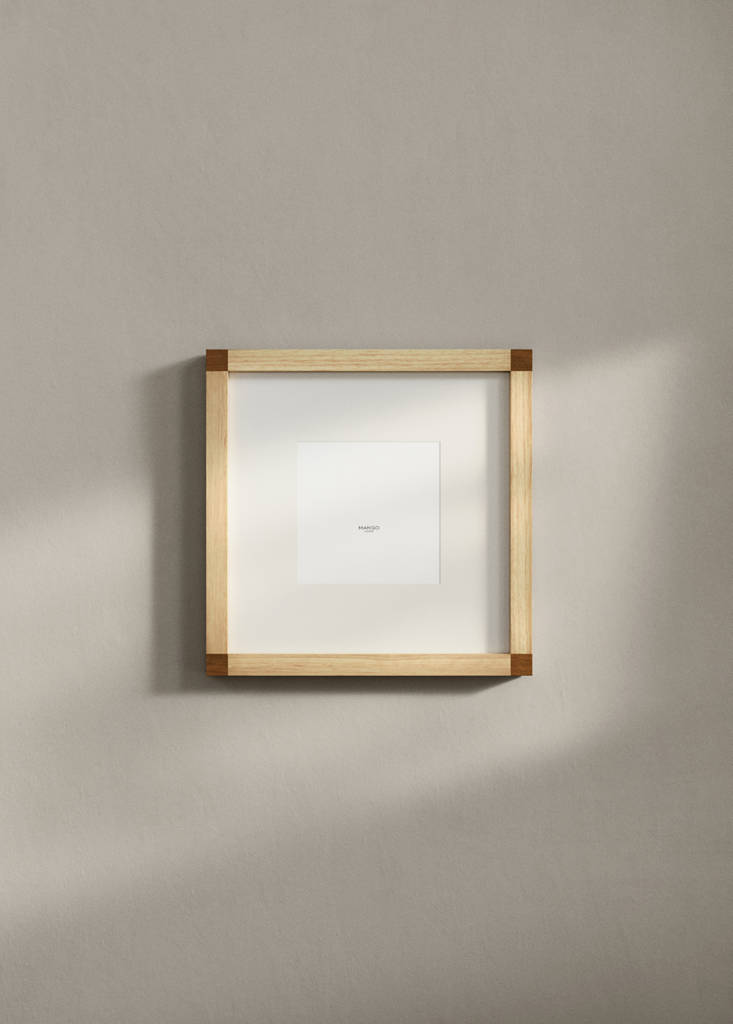 Wooden photo frame with contrasting elements — Brown