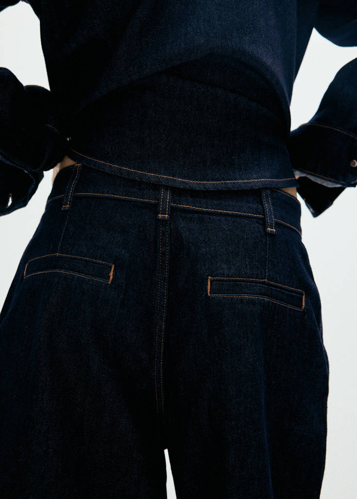 Straight fit pleat bermuda shorts — Open Blue
