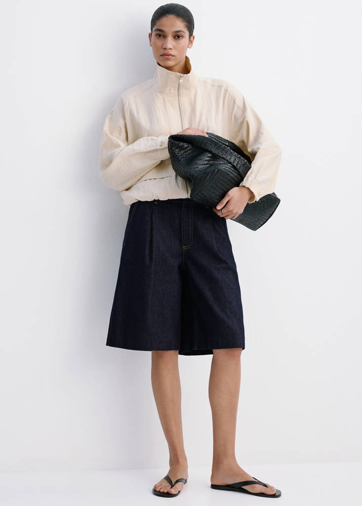 Straight fit pleat bermuda shorts — Open Blue