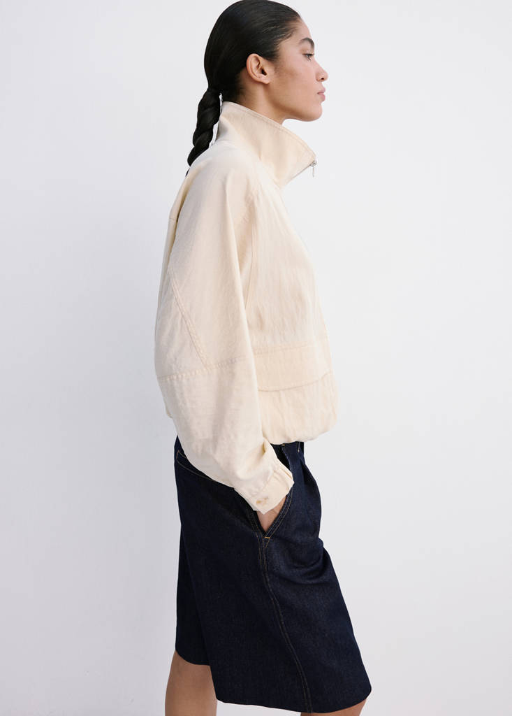 Straight fit pleat bermuda shorts — Open Blue