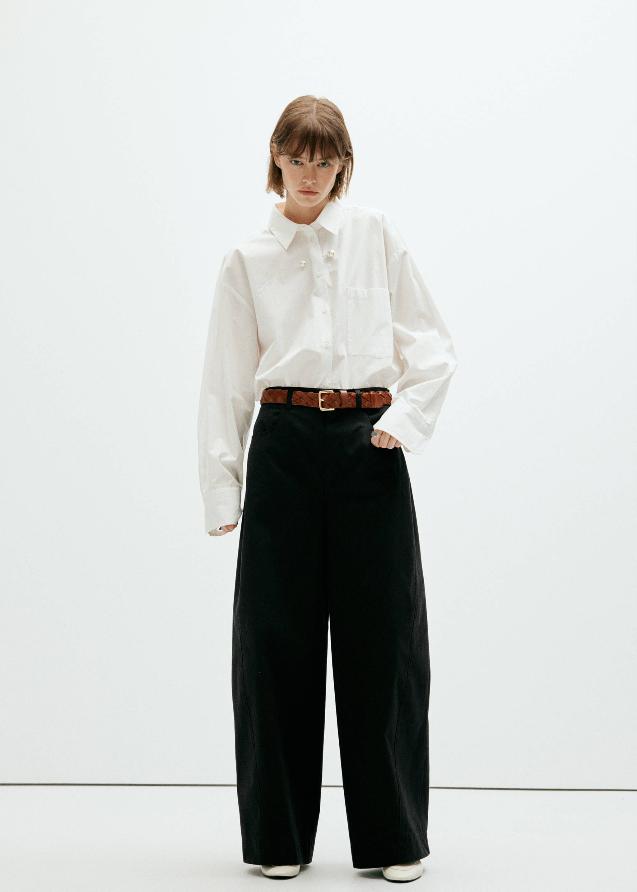 Mid-rise balloon pants - General plane