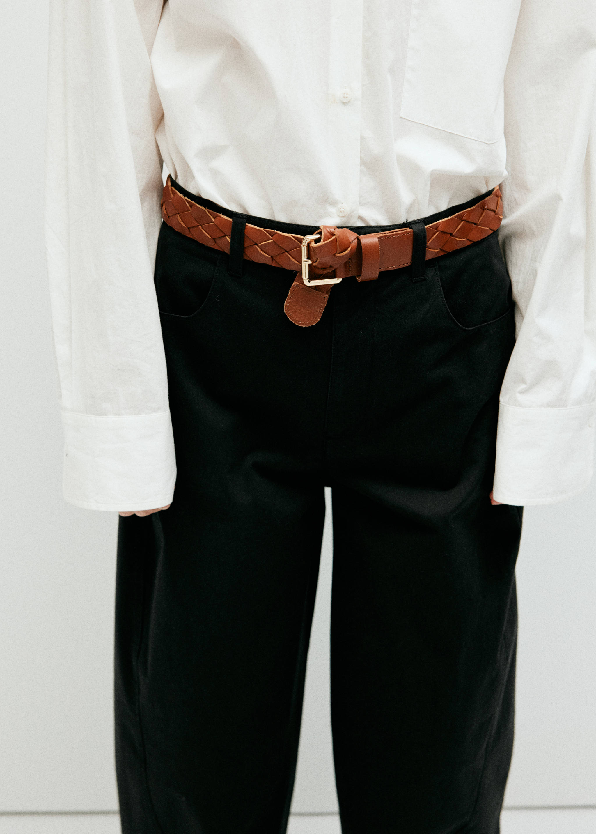 Mid-rise balloon pants - Details of the article 3