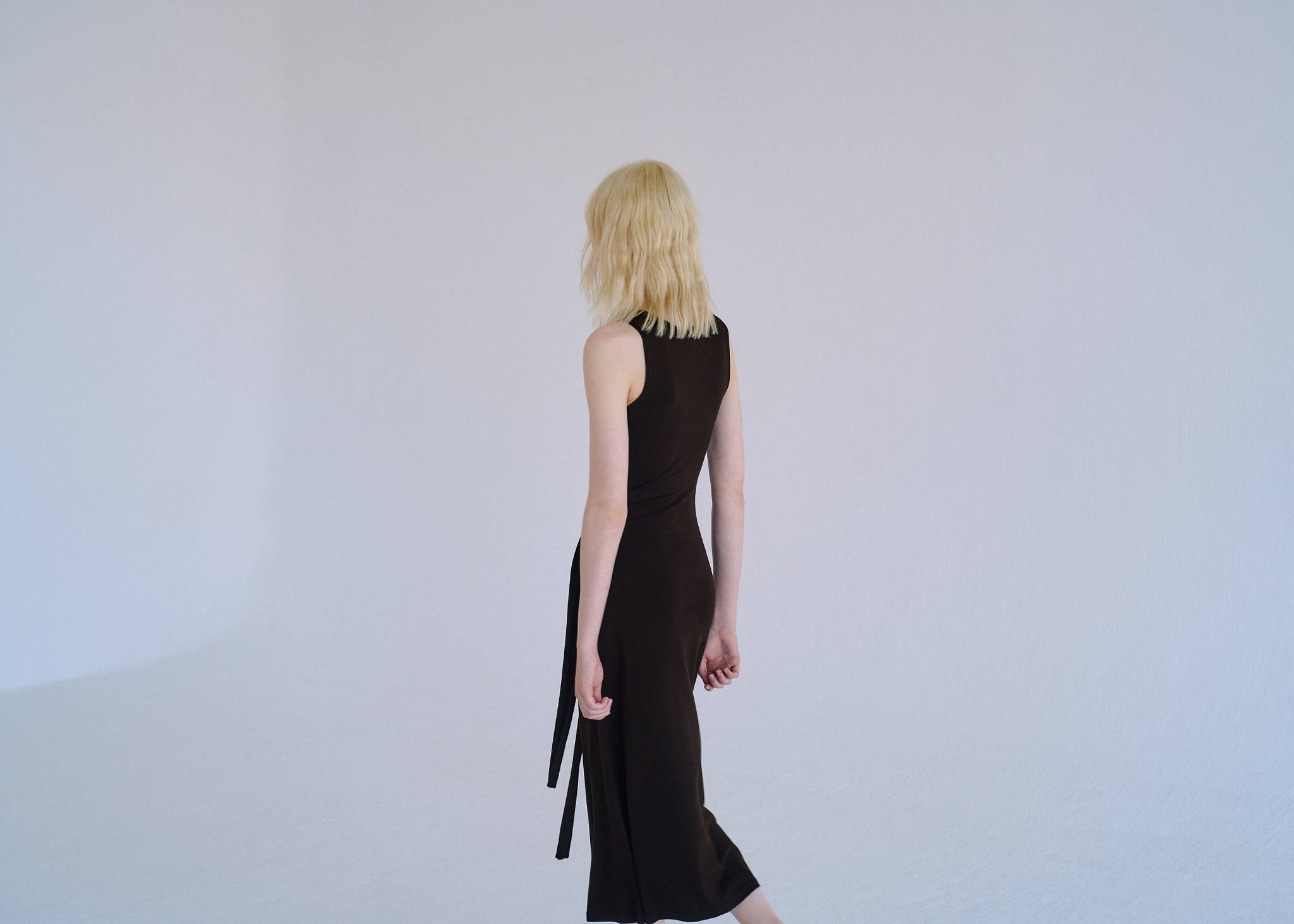 Tie-detail knitted dress - Panoramic plane