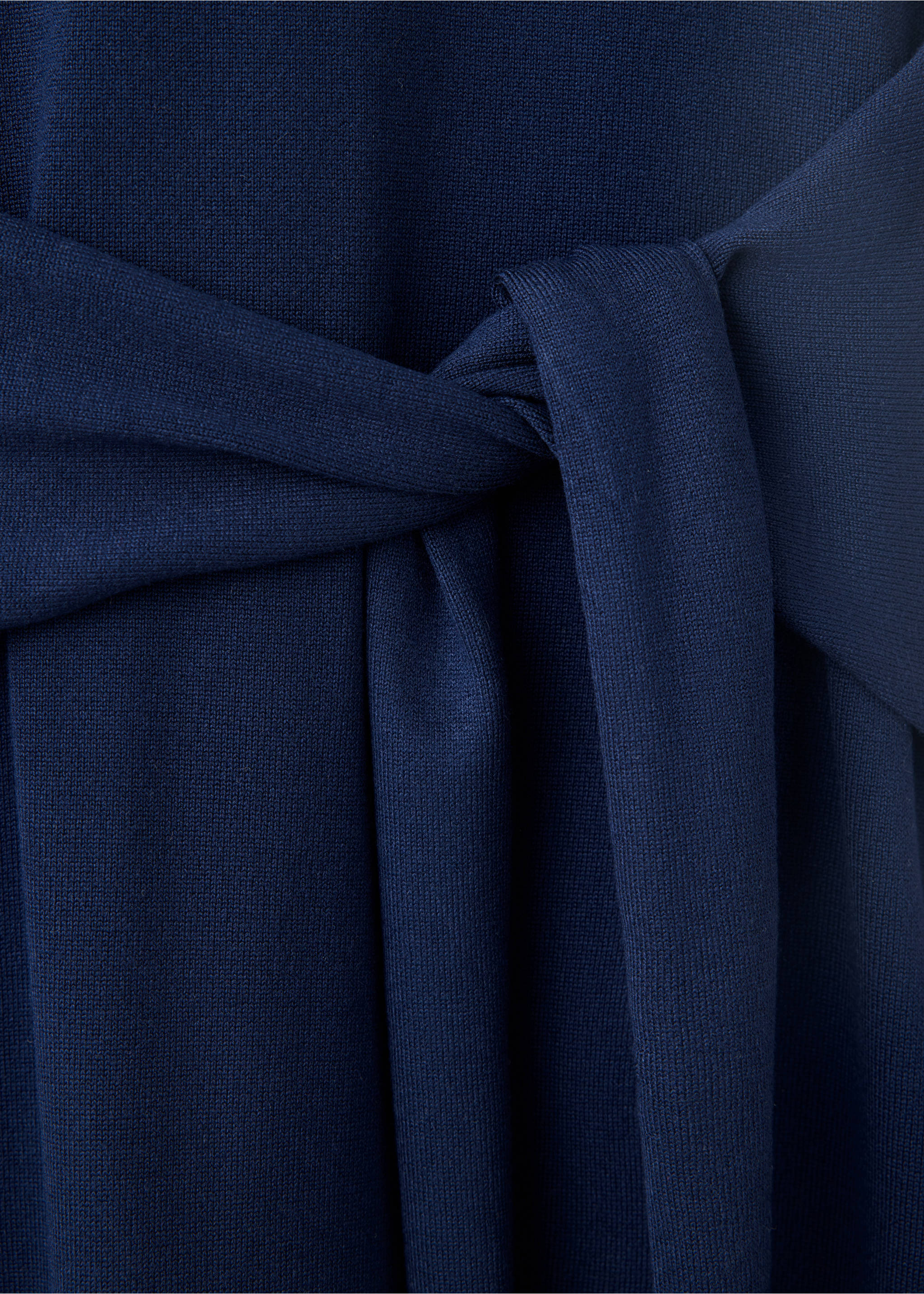 Knitted dress with bow detail - Details of the article 8, Navy. Ref: 37084083-00.