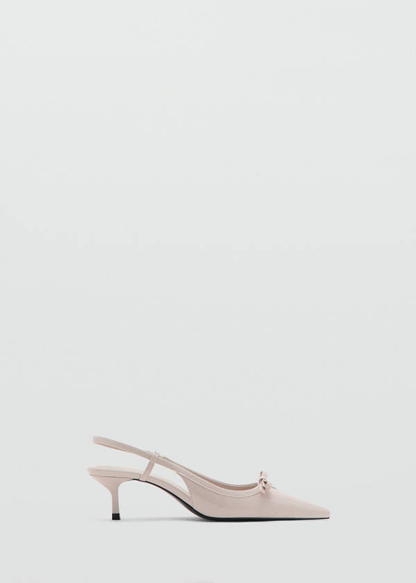 High-heeled shoes with pointed toe and bow — Ecru