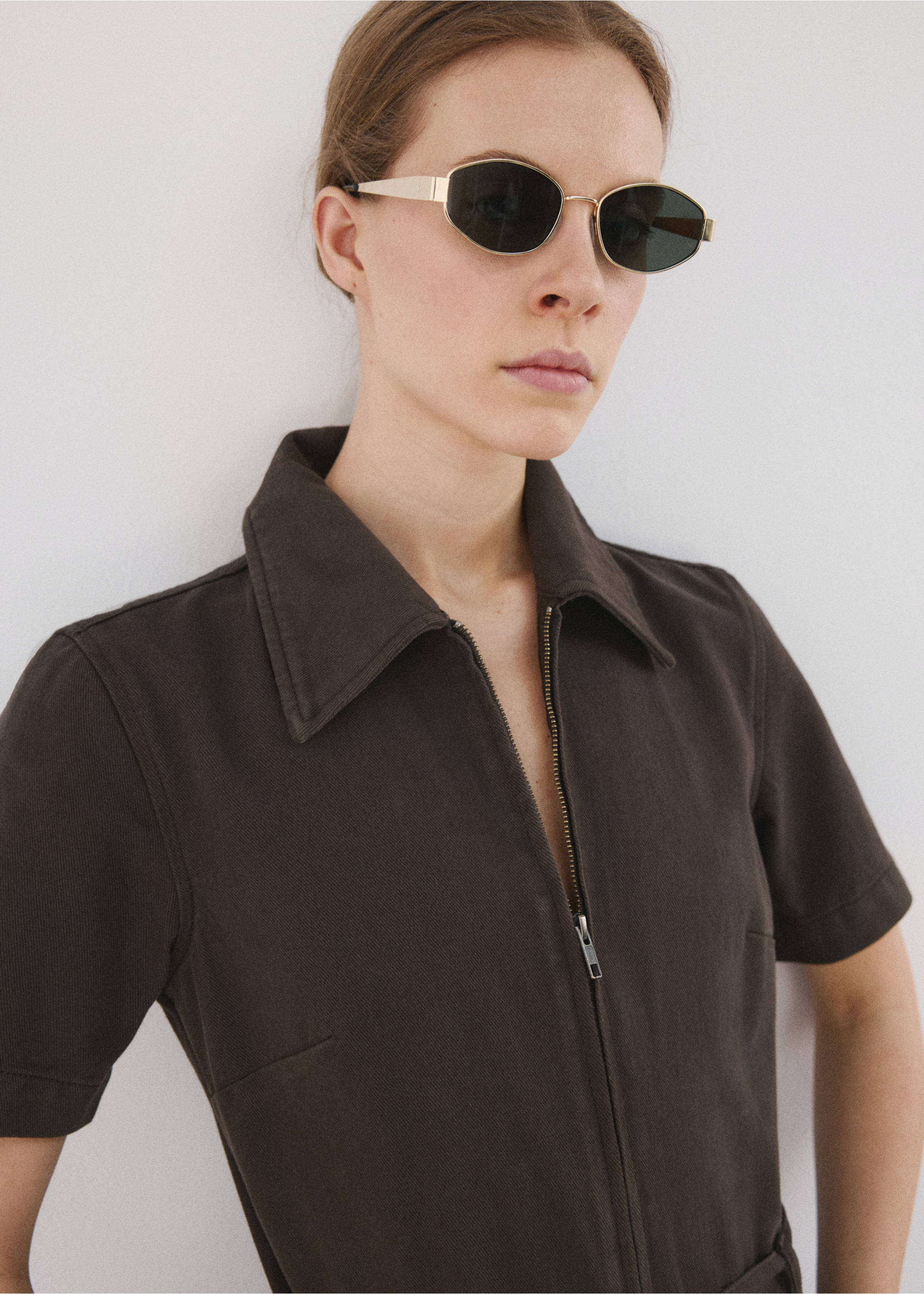 Zip denim jumpsuit - Details of the article 1, Chocolate. Ref: 37084094-00.