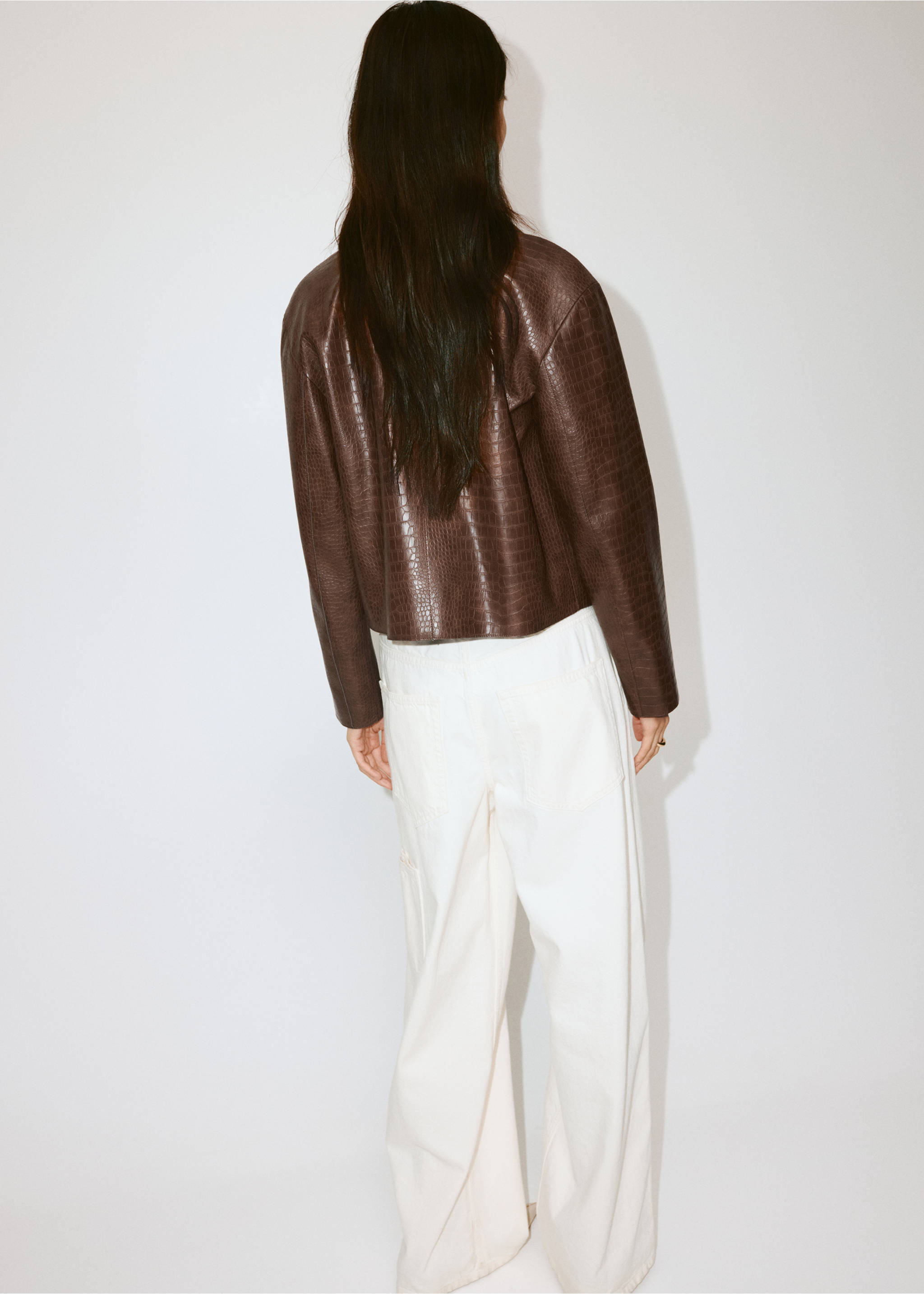 Crocodile-effect jacket - Reverse of the article, Medium Brown. Ref: 37084095-00.