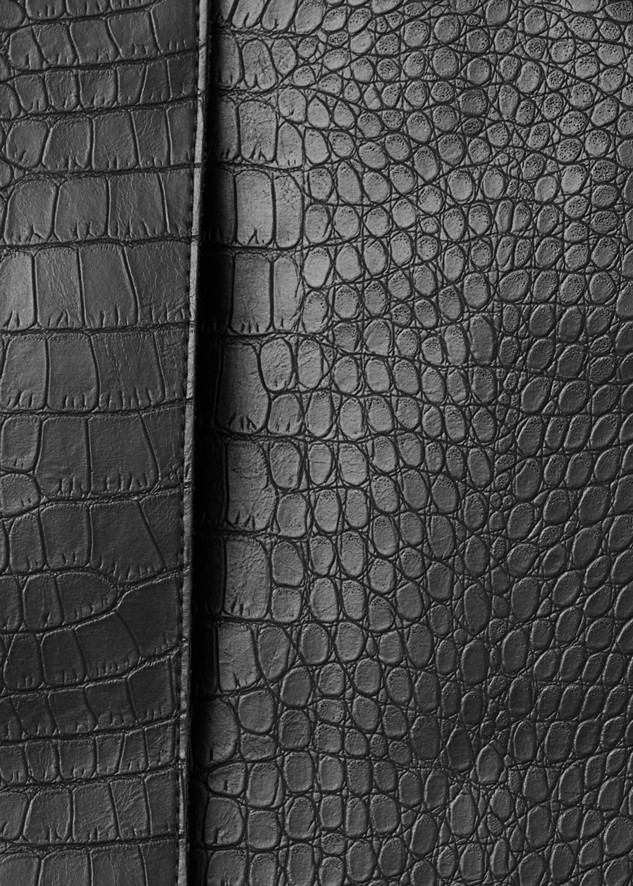 Crocodile-effect jacket - Details of the article 0