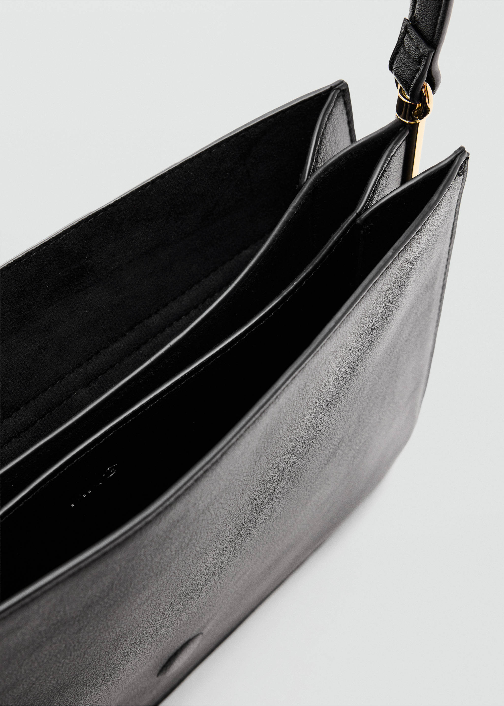 Bolso bandolera cuadrado - Detalle del artículo 2, Negro. Ref: 37084101-00.
