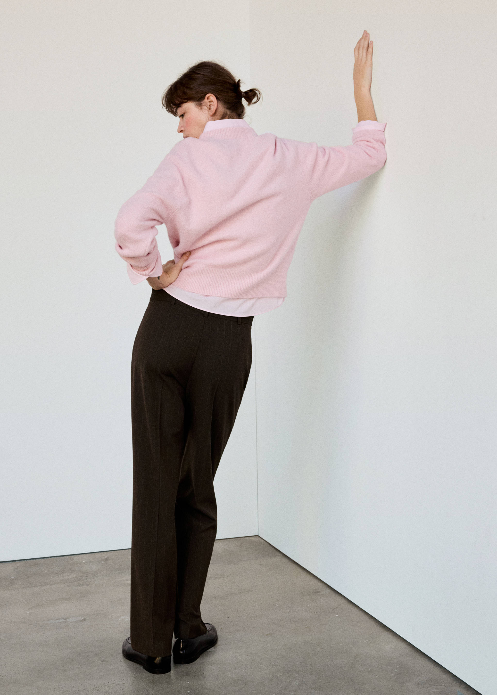 Straight-fit suit trousers - Reverse of the article