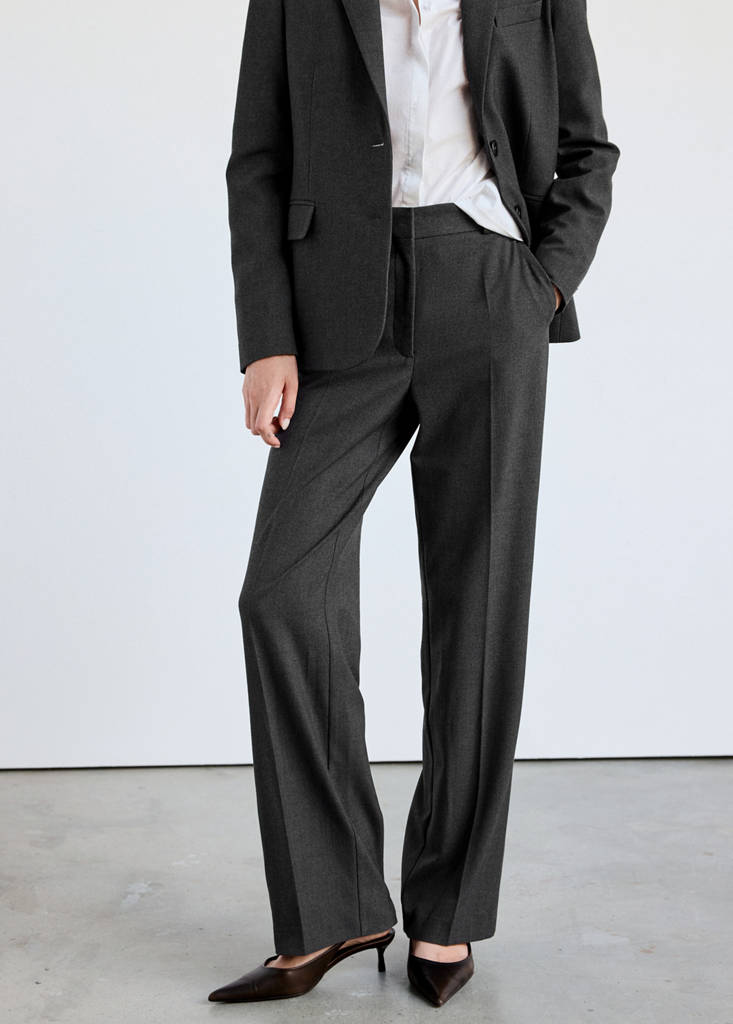 Straight-fit suit trousers — Grey