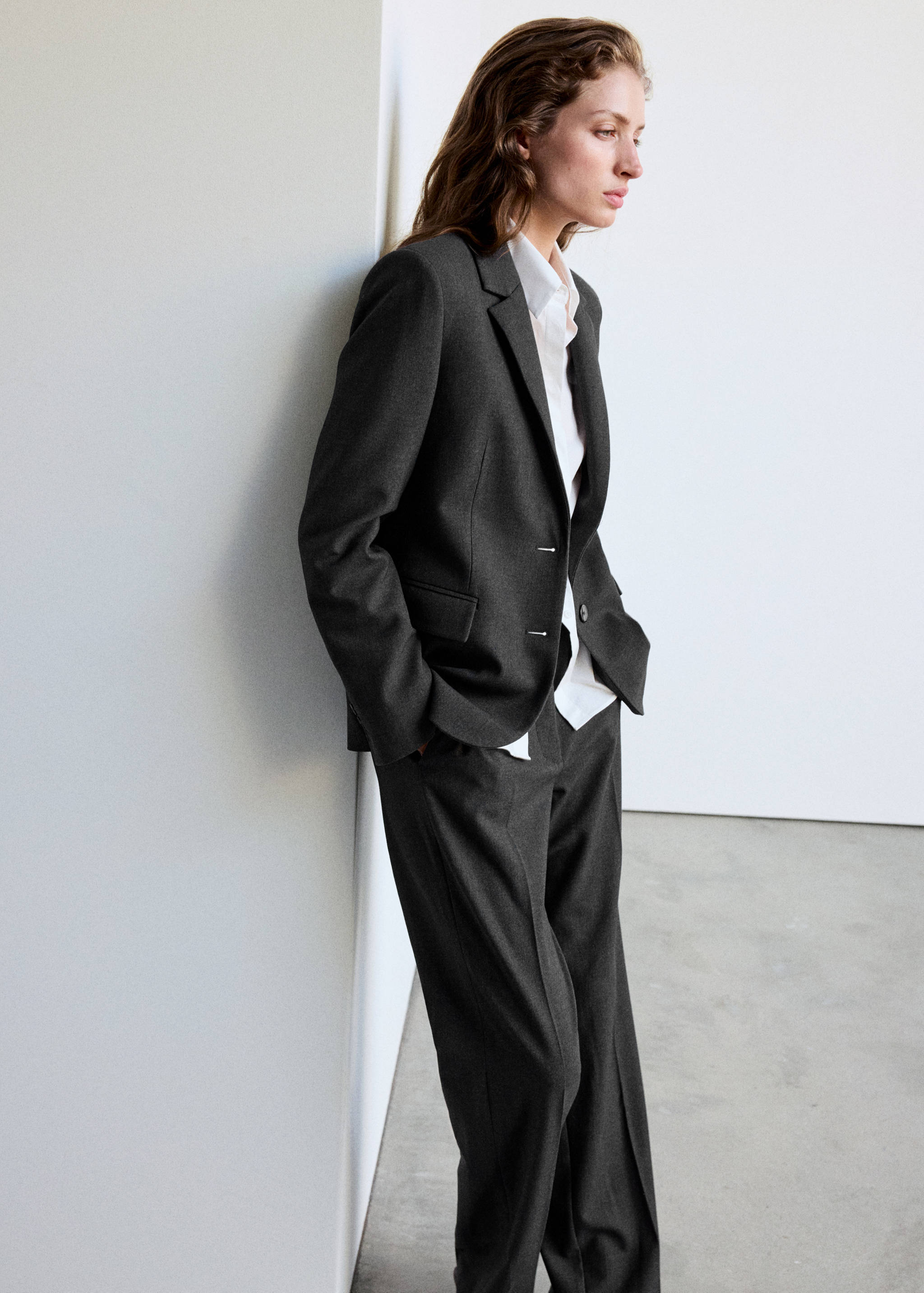 Straight-fit suit trousers - Details of the article 1