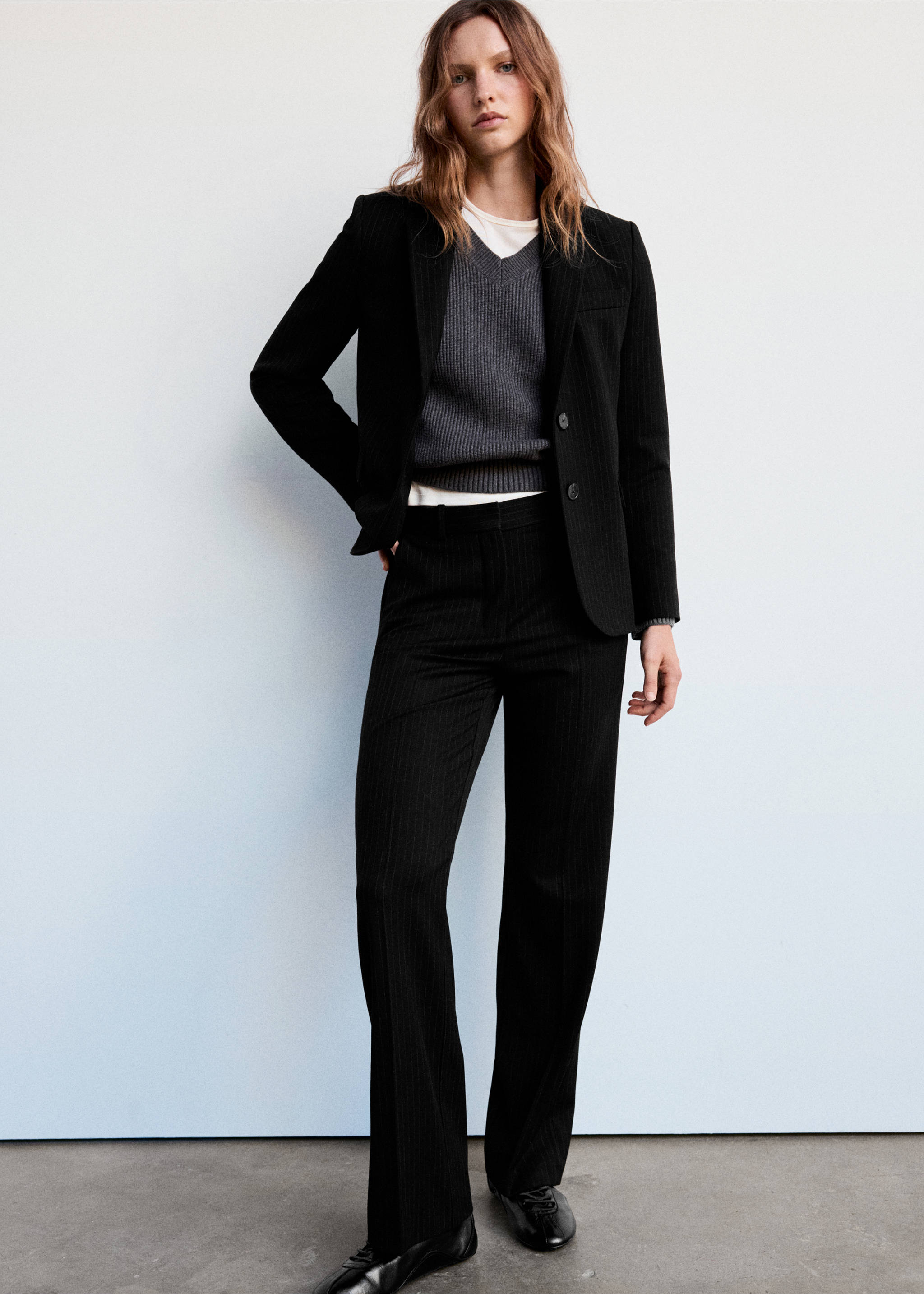 Straight-fit suit trousers - General plane, Black. Ref: 37084111-00.