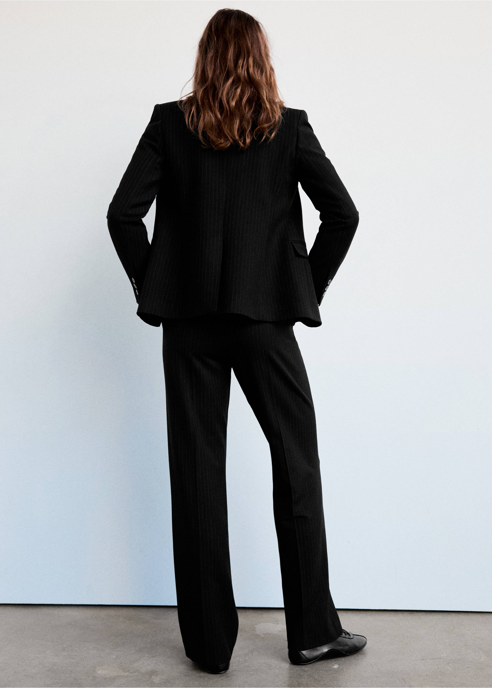 Straight-fit suit trousers - Reverse of the article, Black. Ref: 37084111-00.