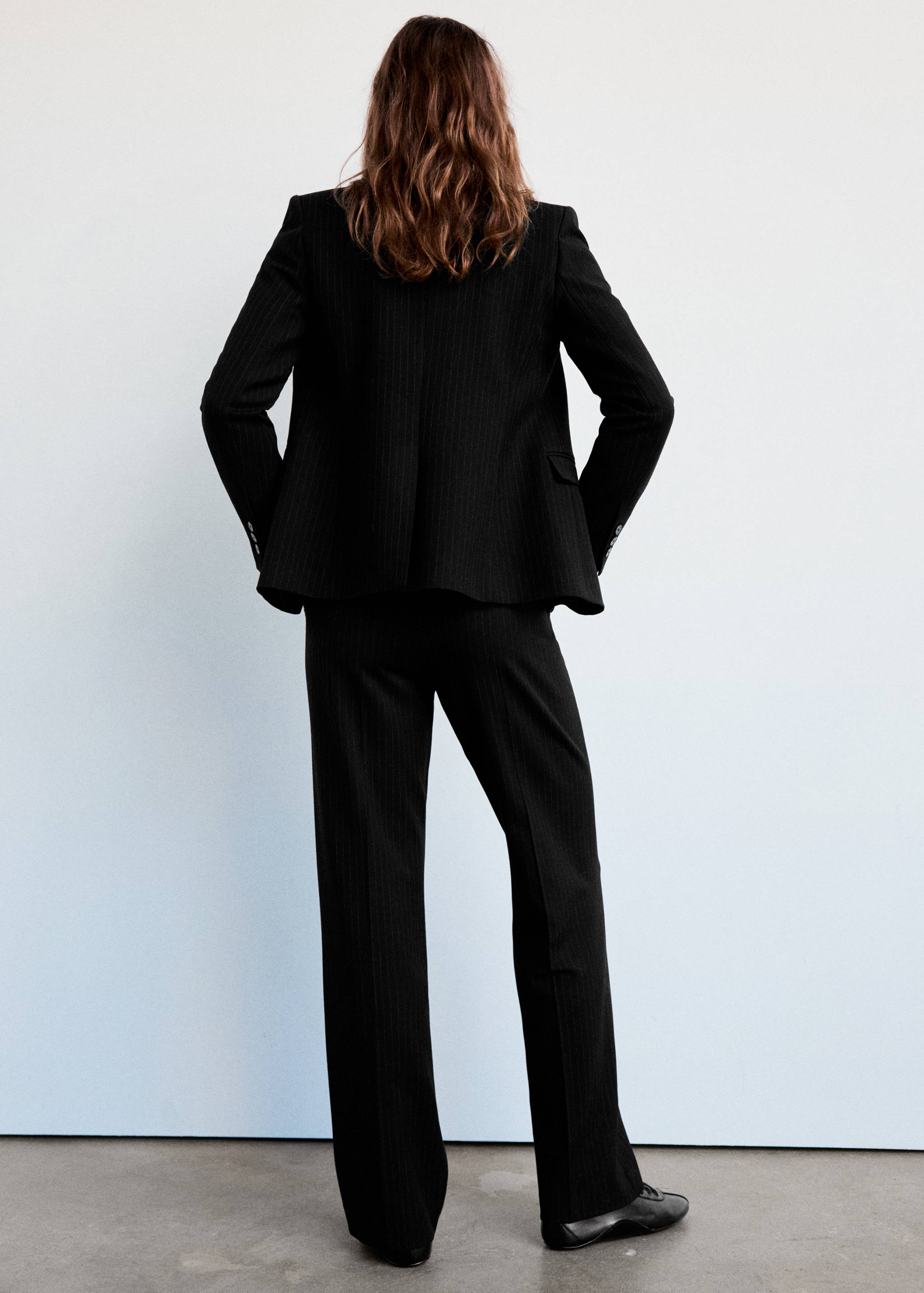 Straight-fit suit trousers - Reverse of the article