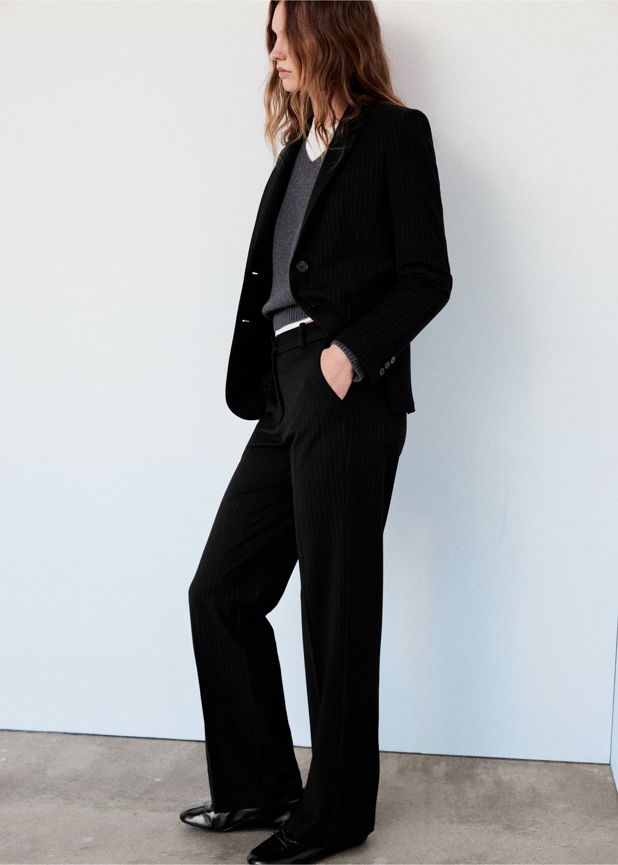 Straight-fit suit trousers - Details of the article 1, Black. Ref: 37084111-00.