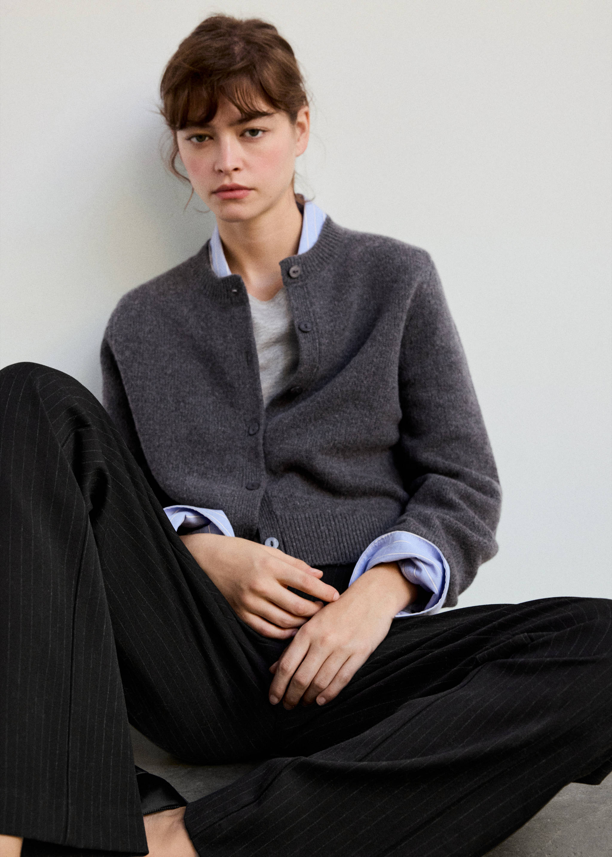 Straight-fit suit trousers - Details of the article 2