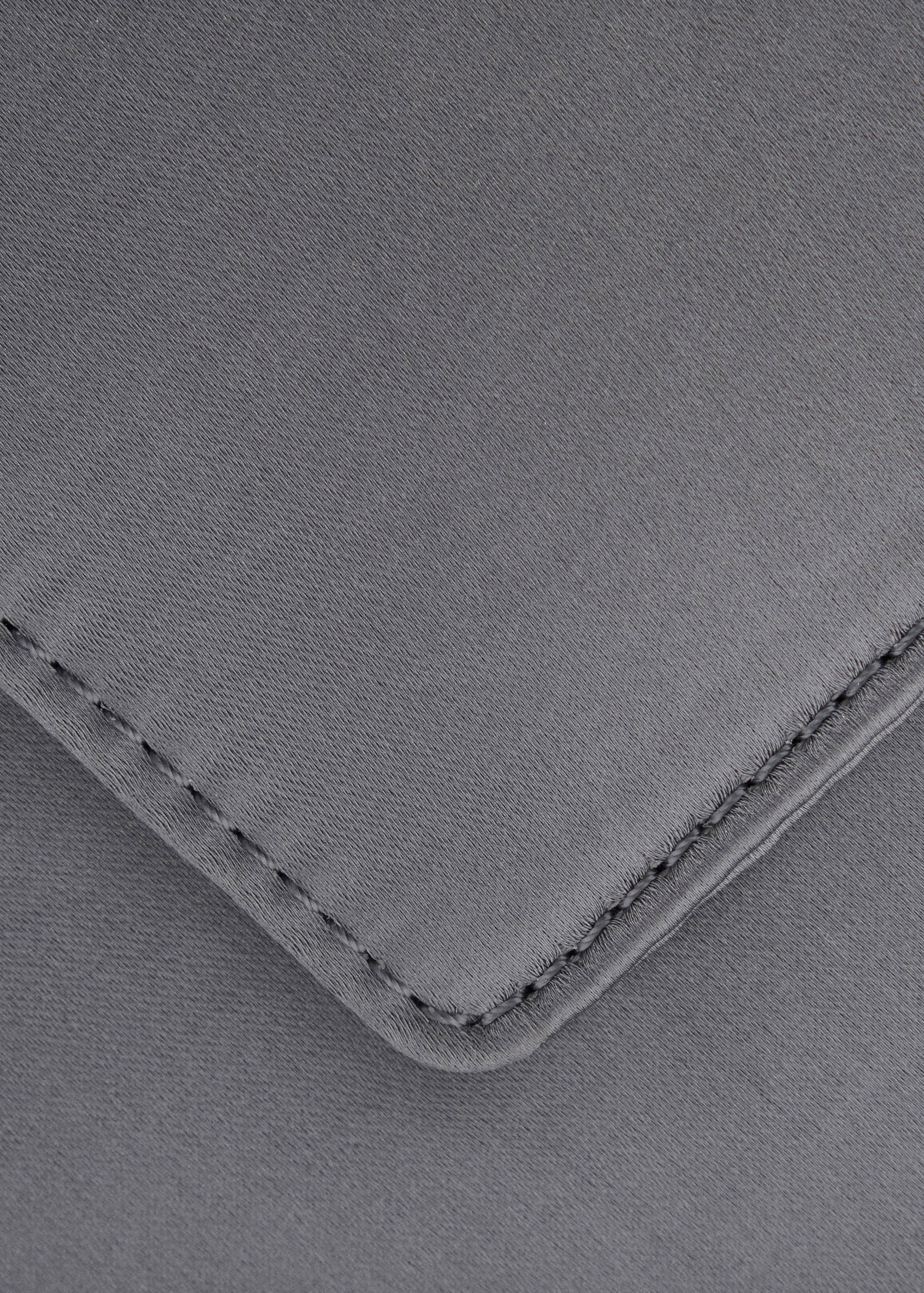Pochette à main satinée à rabat - Détail de l'article 2