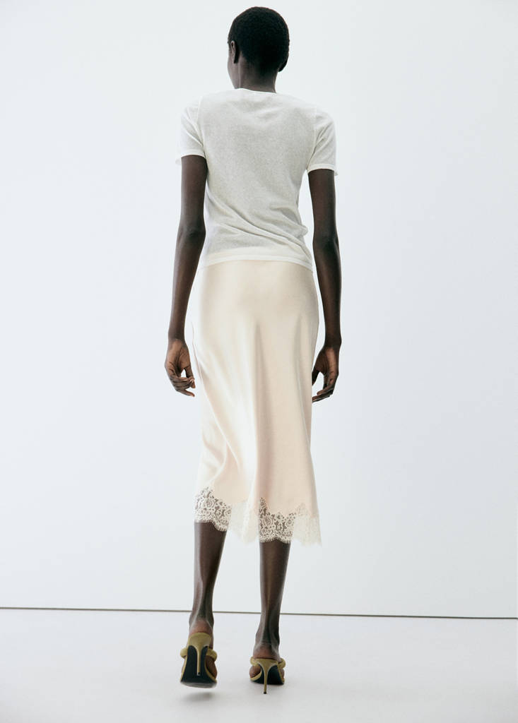 Satin lace skirt — Ecru