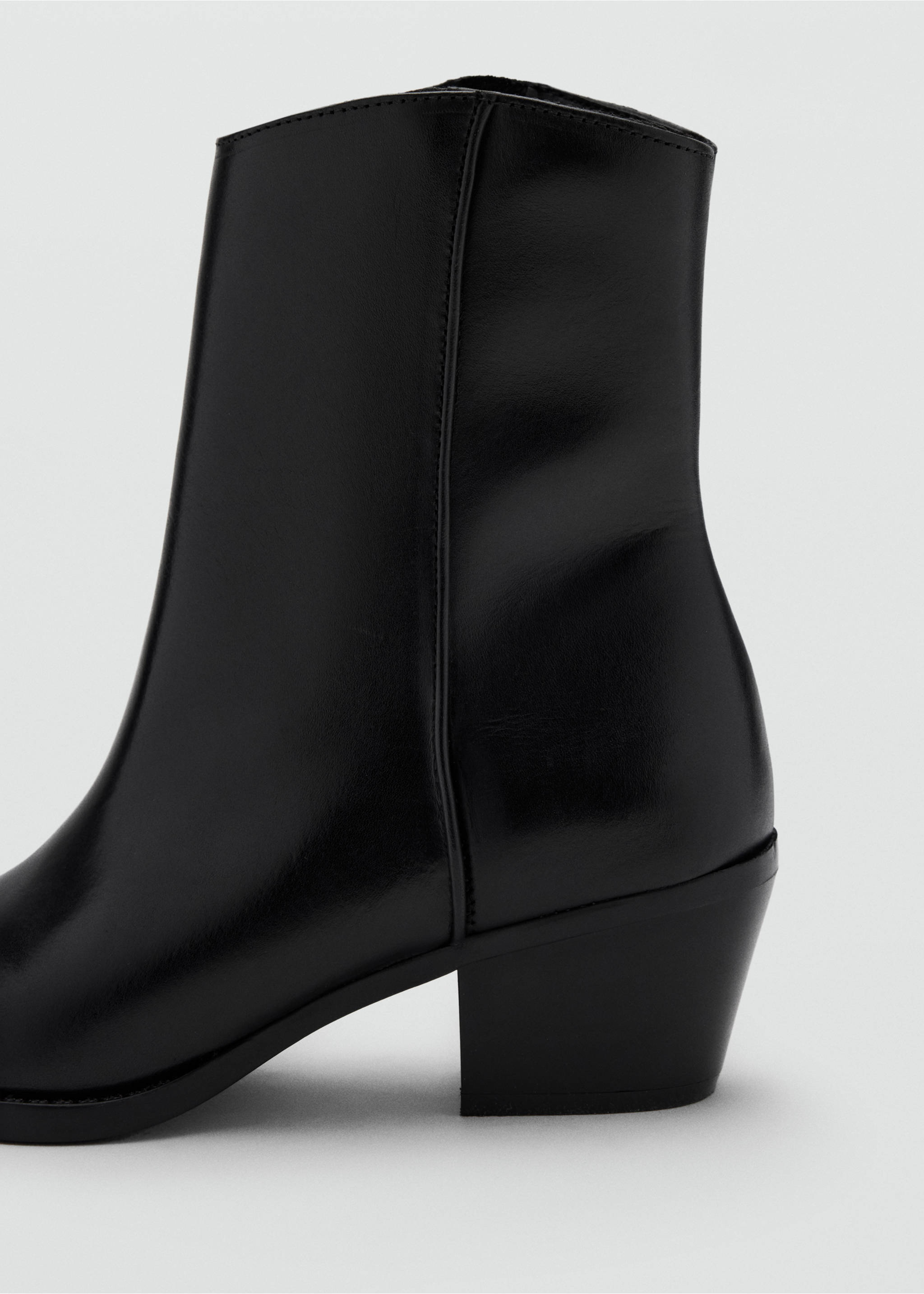 Bottines cuir talon bloc - Détail de l'article 1, Noir. Ref: 37084410-00.