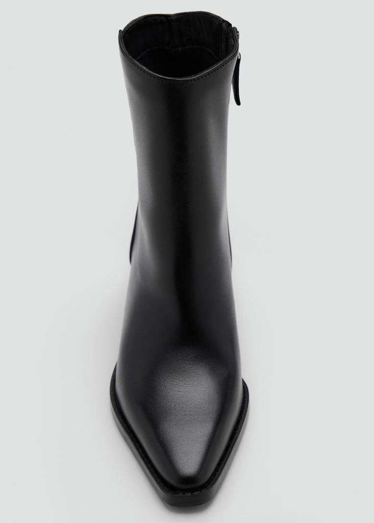 Leather ankle boots with block heel — Black